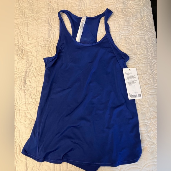 Lululemon Essential Pleated Tank Top - Picture 2 of 3